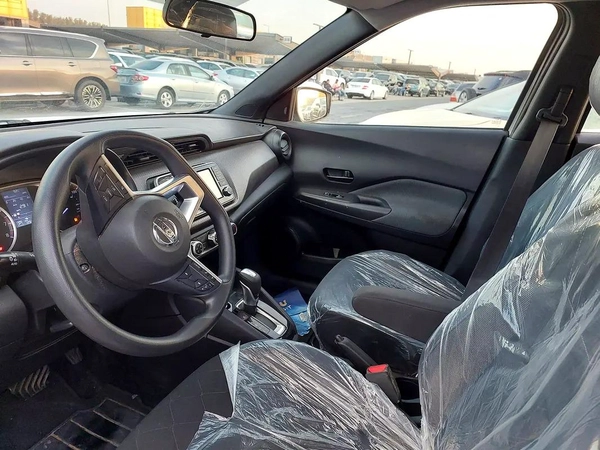 2020 Nissan Kicks S - American Specs - Well Maintained