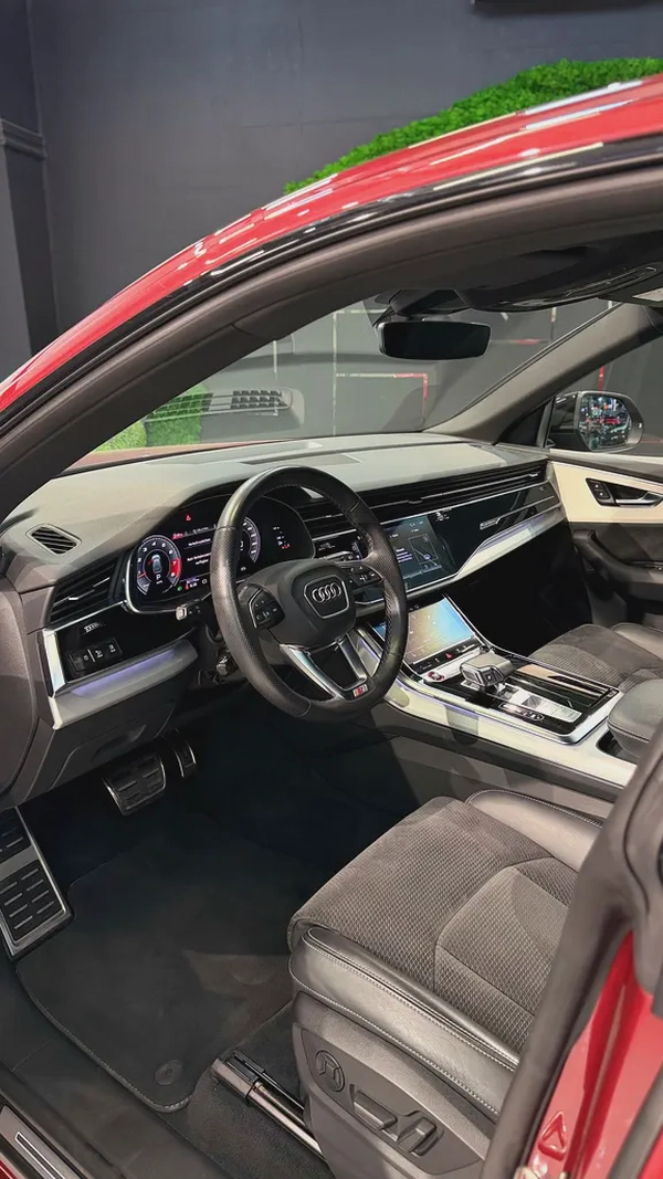 Audi S Q8 4.0 TFSI quattro 2021 - European Specs - GCC Stock
