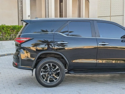 TOYOTA FORTUNER 2019 FACELIFTED 2025 GCC V4 2.7L IN EXCELLENT CONDITION-10