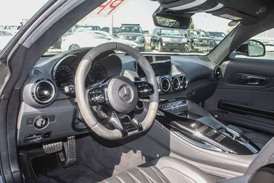 2021 - MERCEDES BENZ GT - SUPER CLEAN - ONLY 22,000 KM-10
