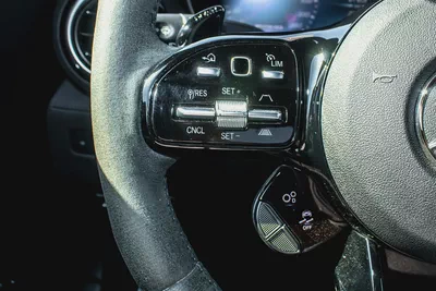2021 - MERCEDES BENZ GT - SUPER CLEAN - ONLY 22,000 KM-11