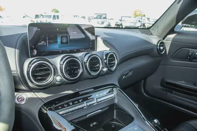 2021 - MERCEDES BENZ GT - SUPER CLEAN - ONLY 22,000 KM-13