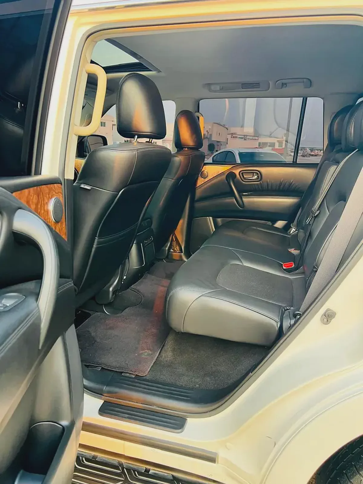 2021 Nissan Armada Platinum - American Specs-11-11