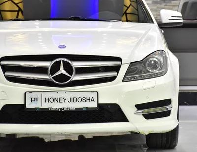 Mercedes Benz C250 Coupe ( 2015 Model ) in White Color GCC Specs-13