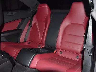 Mercedes Benz C250 Coupe ( 2015 Model ) in White Color GCC Specs-8