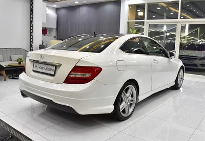 Mercedes Benz C250 Coupe ( 2015 Model ) in White Color GCC Specs-9