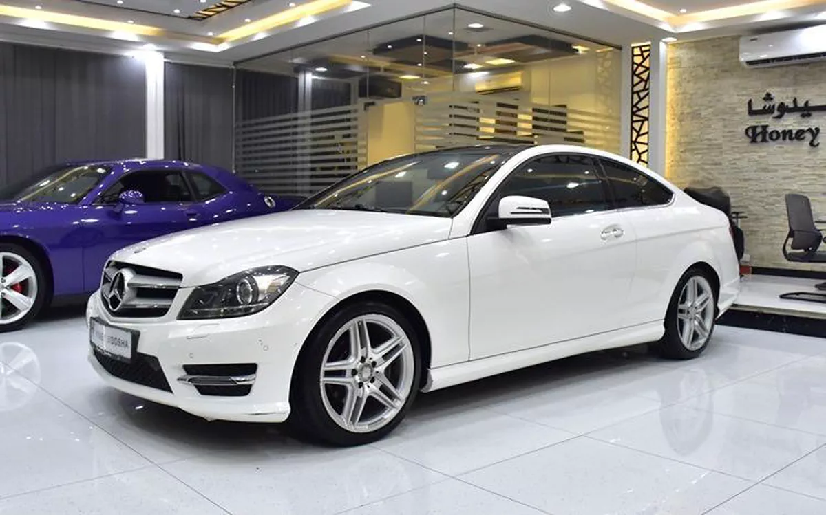 Mercedes Benz C250 Coupe ( 2015 Model ) in White Color GCC Specs-12-12