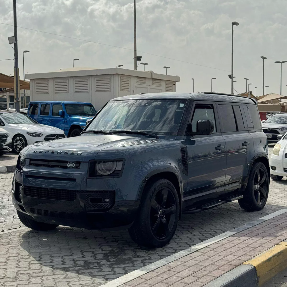 LAND ROVER DEFENDER SE DYNAMIC 2025 | BLUE ( REF-ACD )-14-14