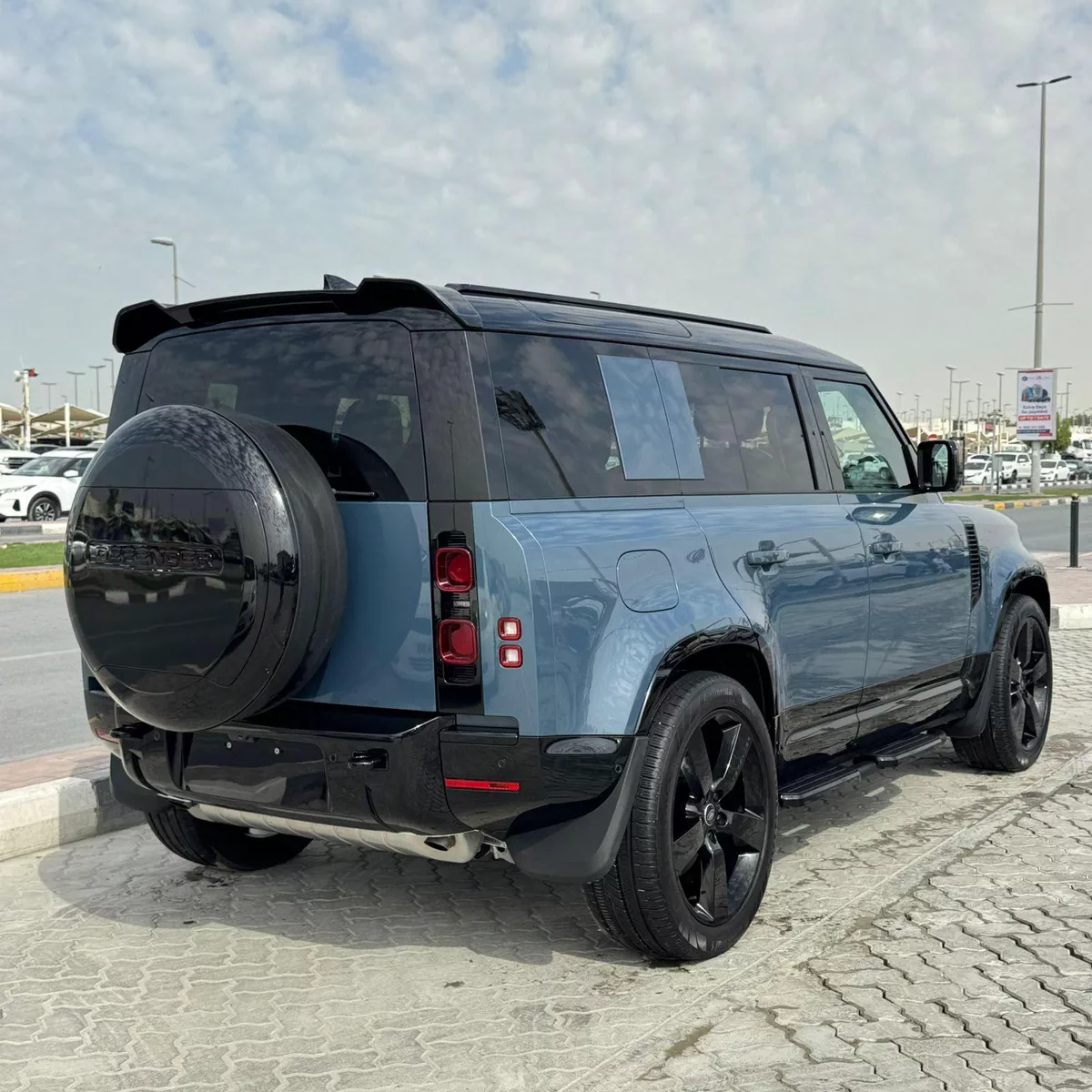 LAND ROVER DEFENDER SE DYNAMIC 2025 | BLUE ( REF-ACD )-6-6