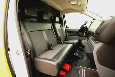 Peugeot Expert | Delivery Van | Automatic Diesel | GCC Specs | Ref#P01845-8