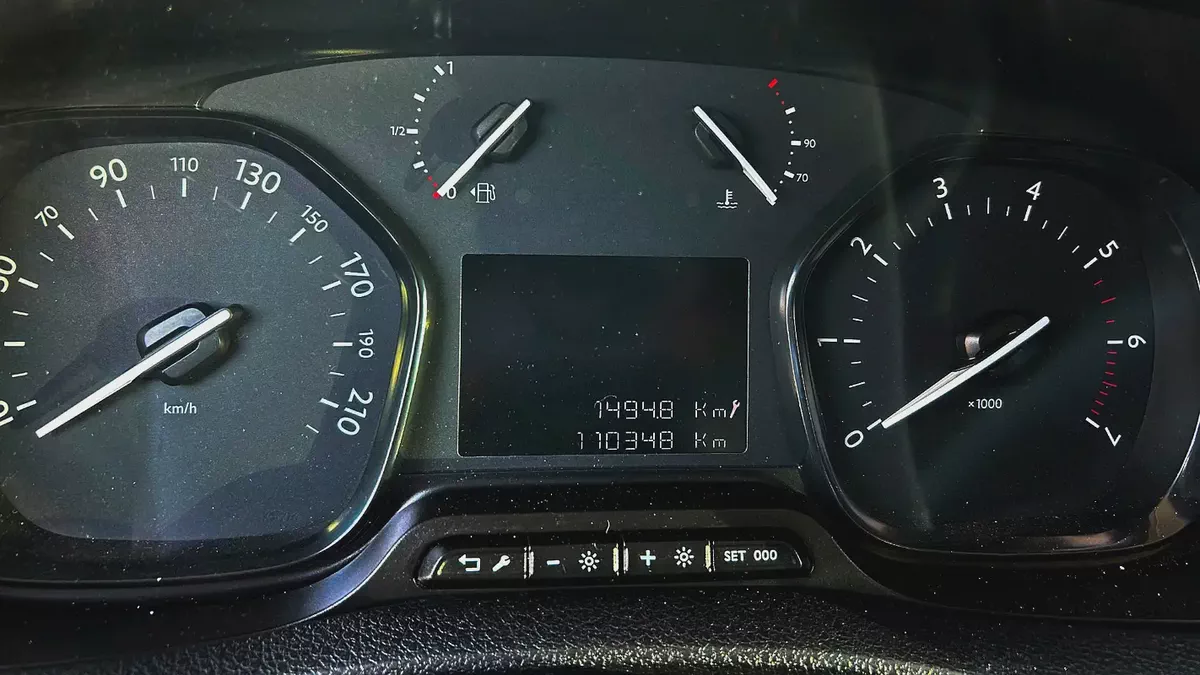 Peugeot Expert | Delivery Van | Automatic Diesel | GCC Specs | Ref#P01845-10-10