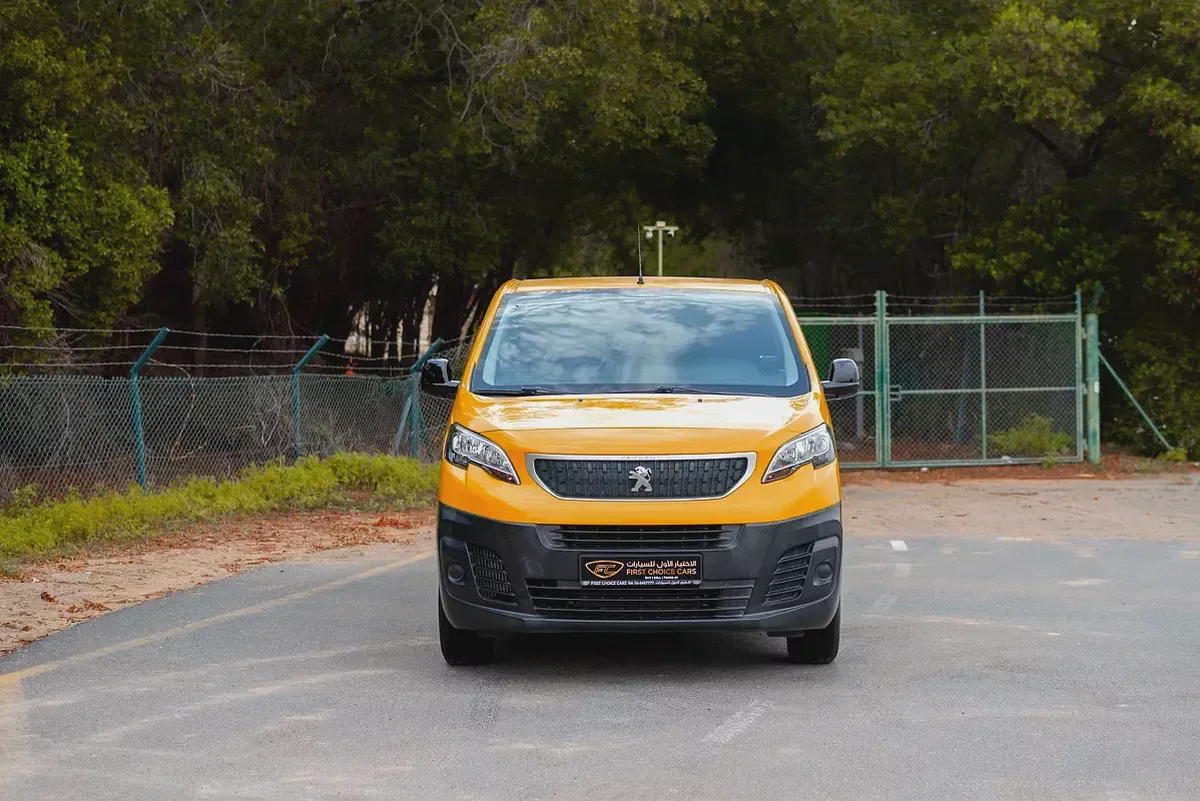 Peugeot Expert | Delivery Van | Automatic Diesel | GCC Specs | Ref#P01845-4-4