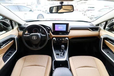 Toyota RAV4 XLE RAV4 XLE 2.0L  MED OPTION SUNROOF 20223-6