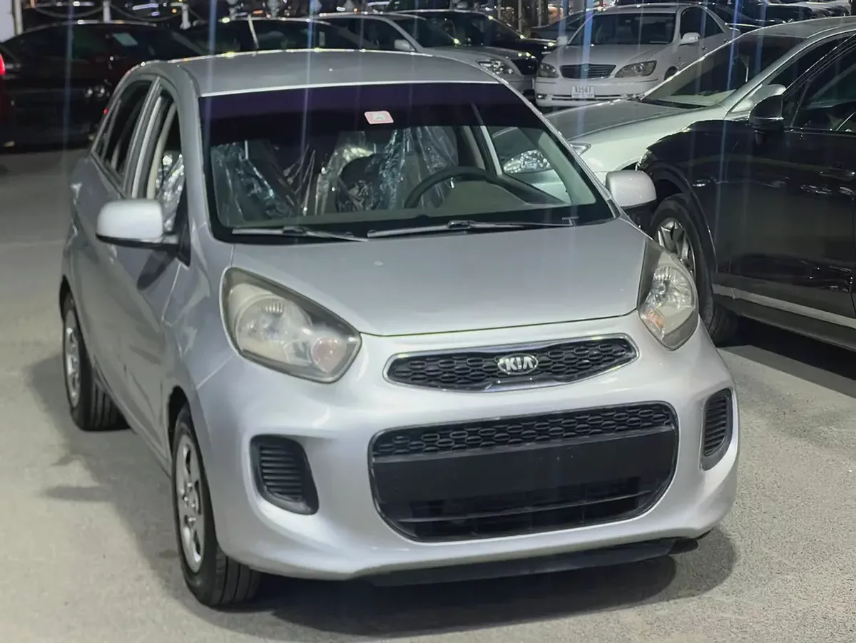 GCC Specs Kia Picanto EX 2016 - Well Maintained-3-3