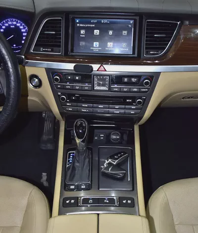 EXCELLENT DEAL for our Hyundai Genesis 3.8 ( 2016 Model ) in White Color GCC Specs-15