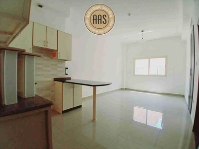 Spacious Studio★ Ready to Move ★Close To RTA Bus-0