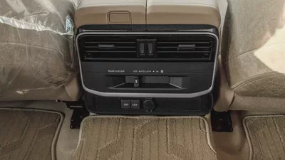 2026 Toyota Land Cruiser GXR 3.3L Twin-Turbo AT Diesel (Black-Beige) Basic-18