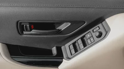 2026 Toyota Land Cruiser GXR 3.3L Twin-Turbo AT Diesel (Black-Beige) Basic-8