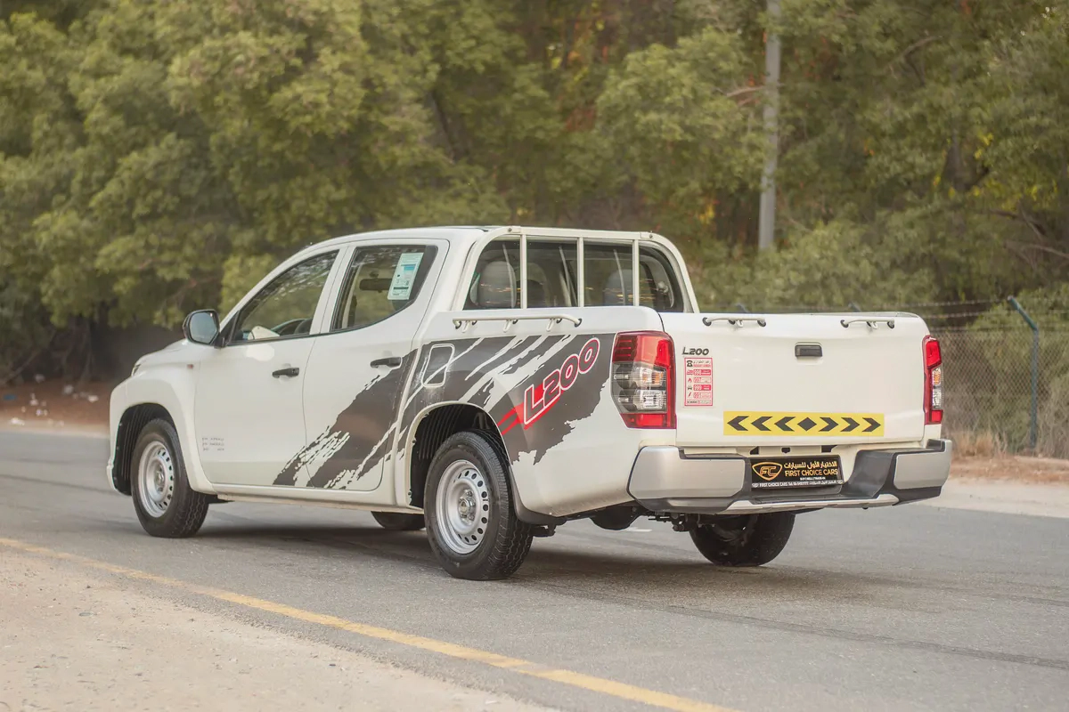 L200 | Double Cabin 4x2 | Manual | GCC Specs | Ref#M05921