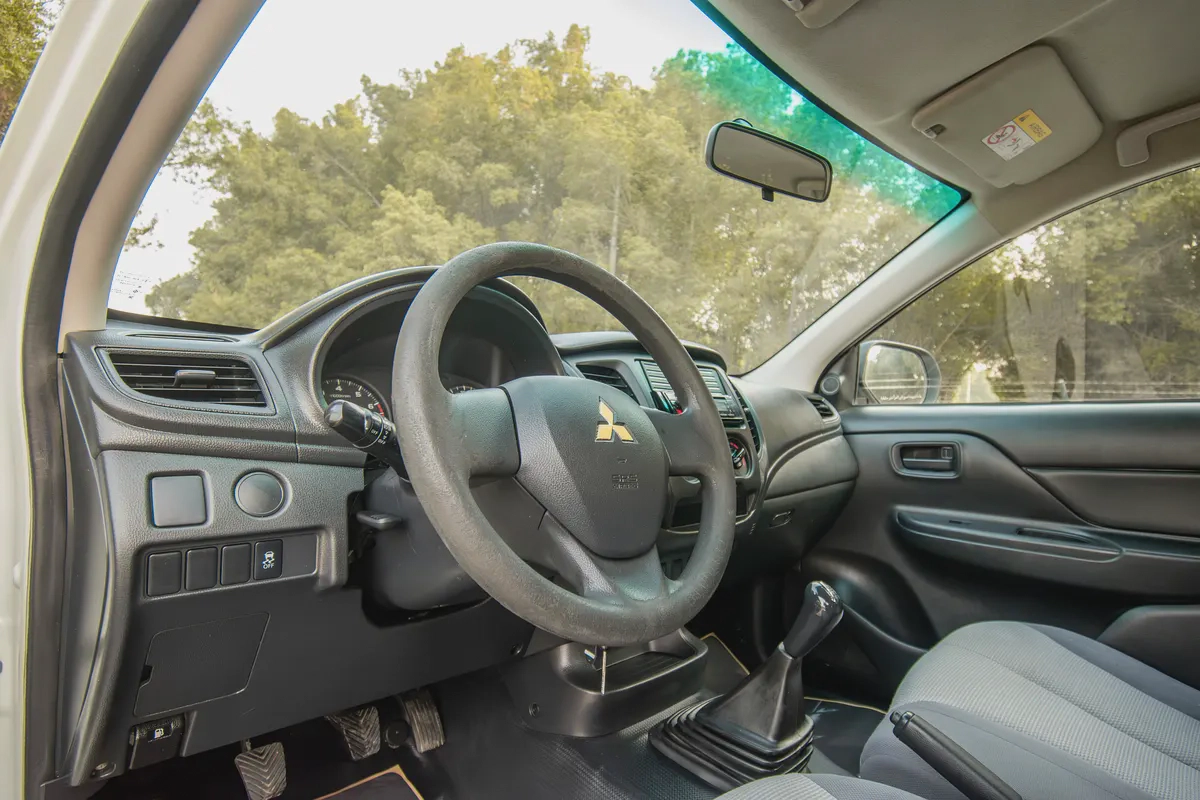 L200 | Double Cabin 4x2 | Manual | GCC Specs | Ref#M05921