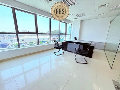 Spacious office for rent in dip 1 Dubai-4