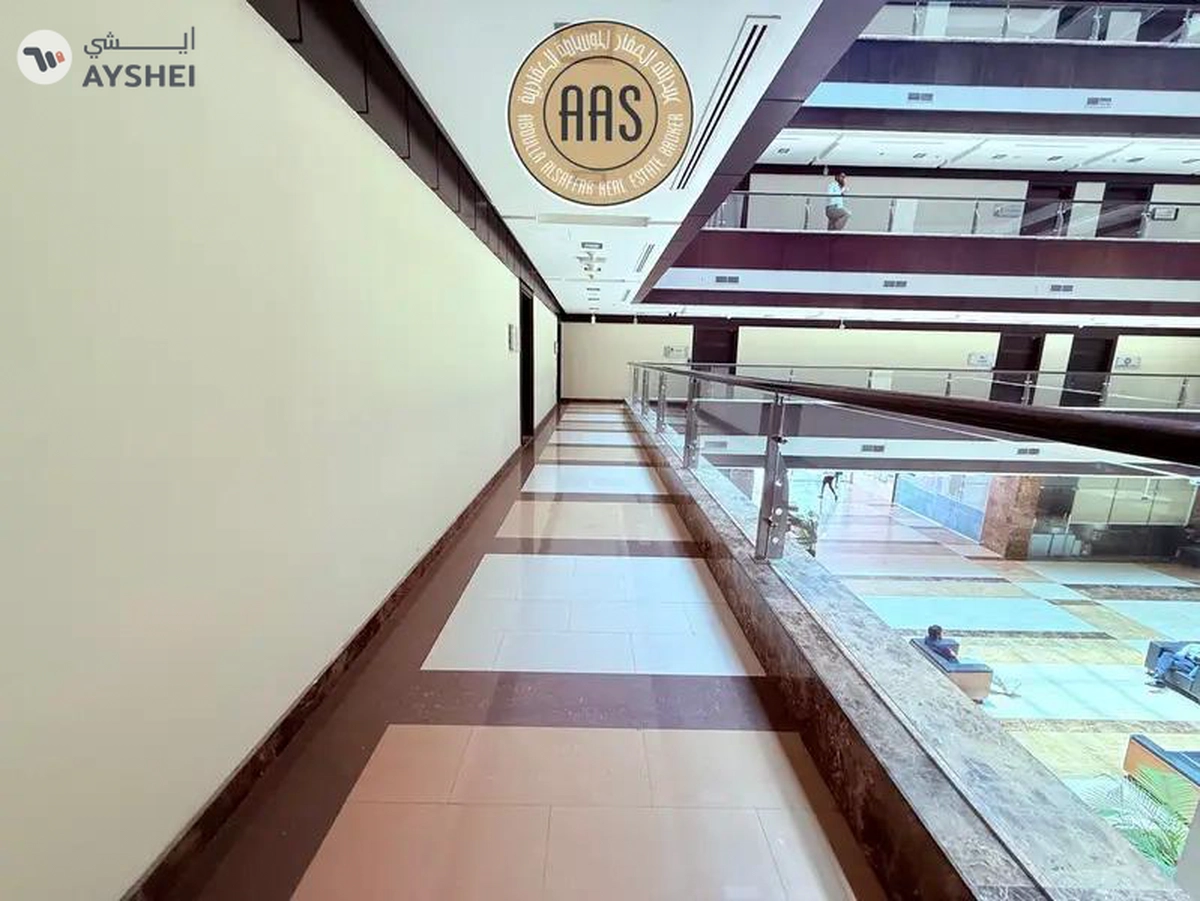 Spacious office for rent in dip 1 Dubai-2-2