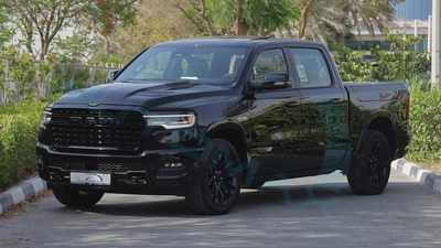 (For Export / Car With Multigate) 2026/2026 RAM 1500 V8 5.7L  Limited Crew Cab eTorque GCC 0Km-2