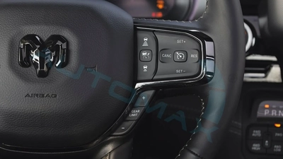 (For Export / Car With Multigate) 2026/2026 RAM 1500 V8 5.7L  Limited Crew Cab eTorque GCC 0Km-7