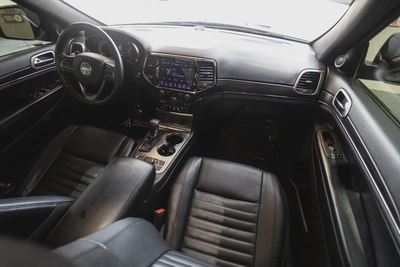 Jeep Grand Cherokee-3