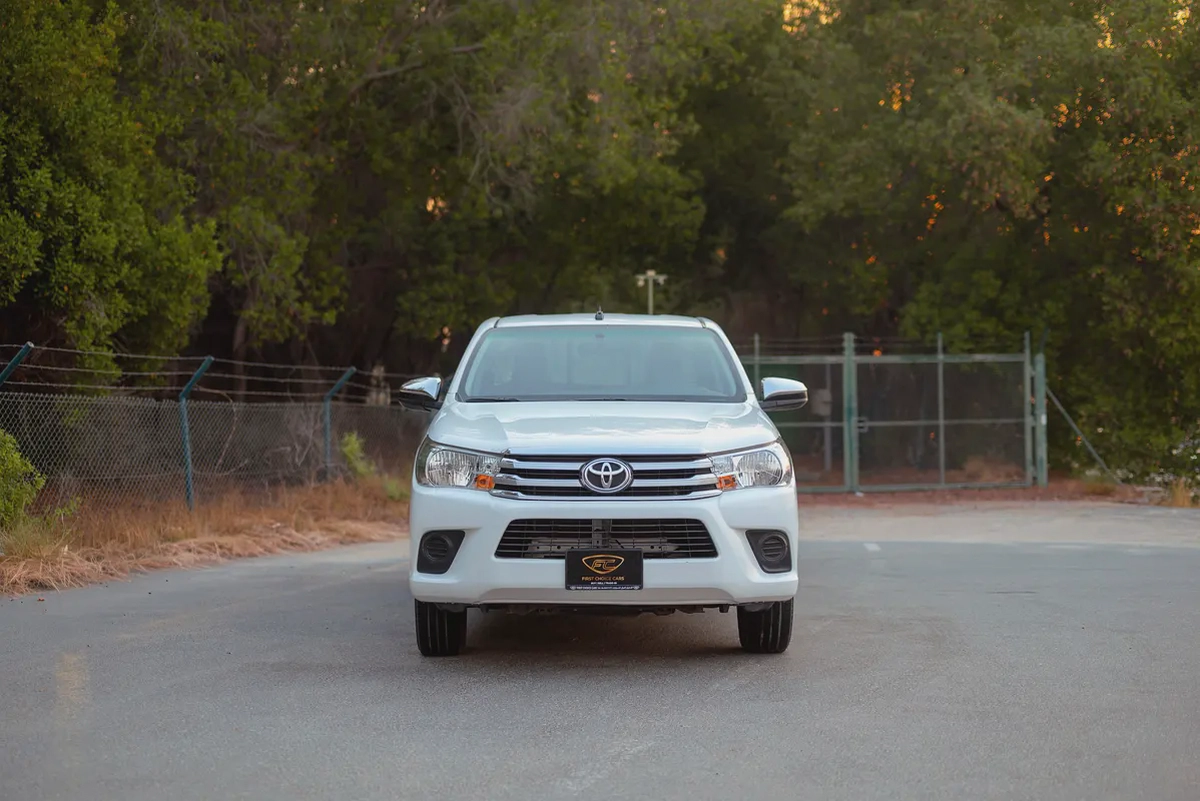 Hilux | Double Cabin 4x2 | Manual | GCC Specs | Ref#T37796-4-4