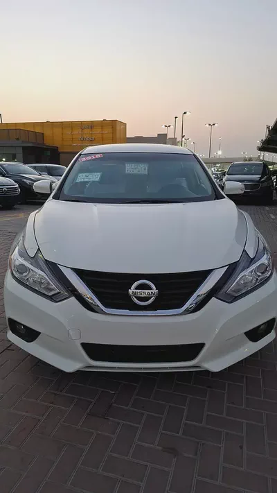 2018 Nissan Altima SE American Specs-14