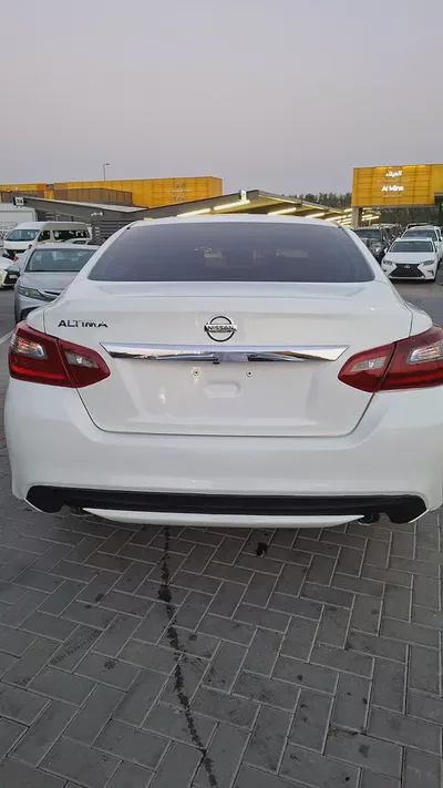 2018 Nissan Altima SE American Specs-6