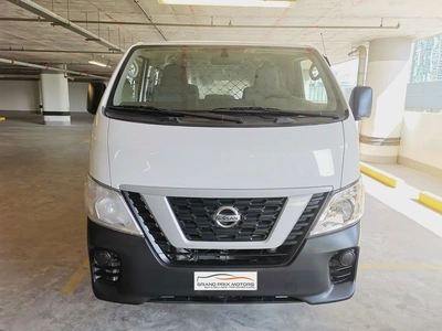 Nissan Urvan NV350 3 Seater Manual 2021 | GCC Specs | Well Maintained-1