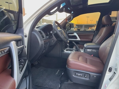 لاند كلوزر 2019 خليجي مكينه لكذس Toyota Land Cruiser VXR 2019 GCC Specs-9