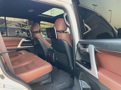 لاند كلوزر 2019 خليجي مكينه لكذس Toyota Land Cruiser VXR 2019 GCC Specs-13