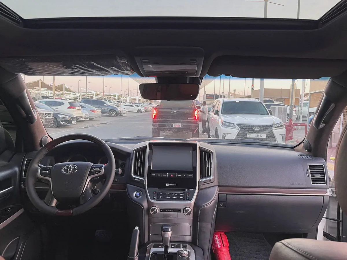 لاند كلوزر 2019 خليجي مكينه لكذس Toyota Land Cruiser VXR 2019 GCC Specs-17-17