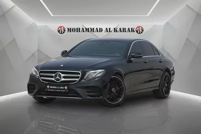 MERCEDES BENZ E 300 - 2018 - GCC - FULLY LOADED - AMAZING CONDITION-1