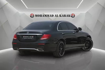 MERCEDES BENZ E 300 - 2018 - GCC - FULLY LOADED - AMAZING CONDITION-5