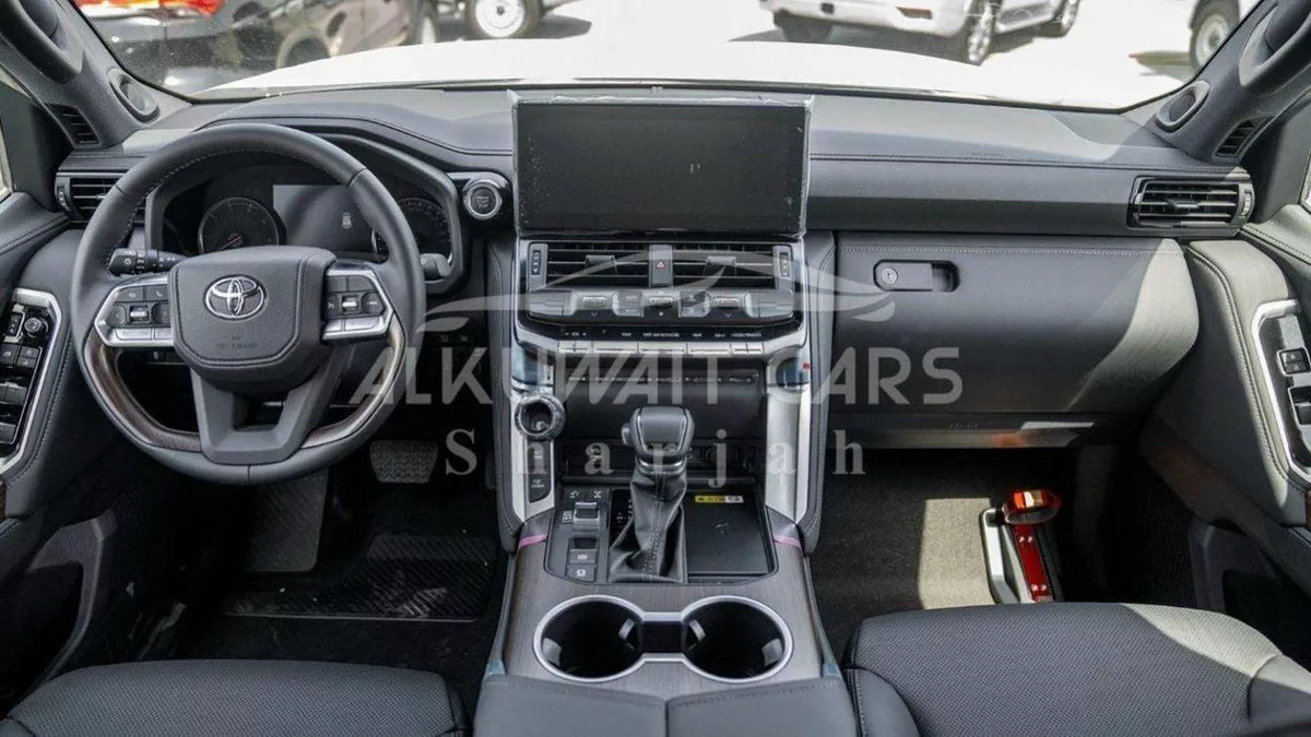 Toyota Land Cruiser VX TOYOTA LAND CRUISER LC300 VX 3.3D AT MY2025 – BLACK-7-0