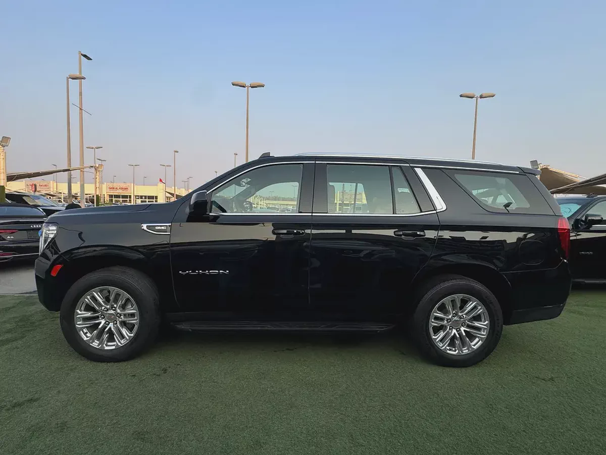 GMC Yukon SLE 2023 | GCC Specs in perfect con-6-6