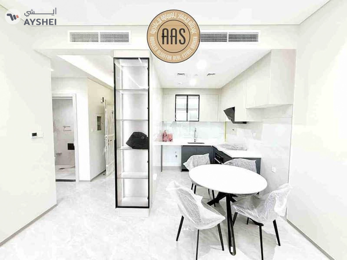 BRAND NEW FULLY FURNISHED 1BHK READY TO MOVE-10-10