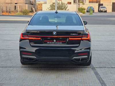BMW 7-Series 740Li 2019 American Specs-6