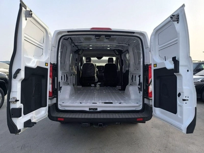 Ford Transit Custom SWB LRF FORD TRANSIT 150 VAN-8