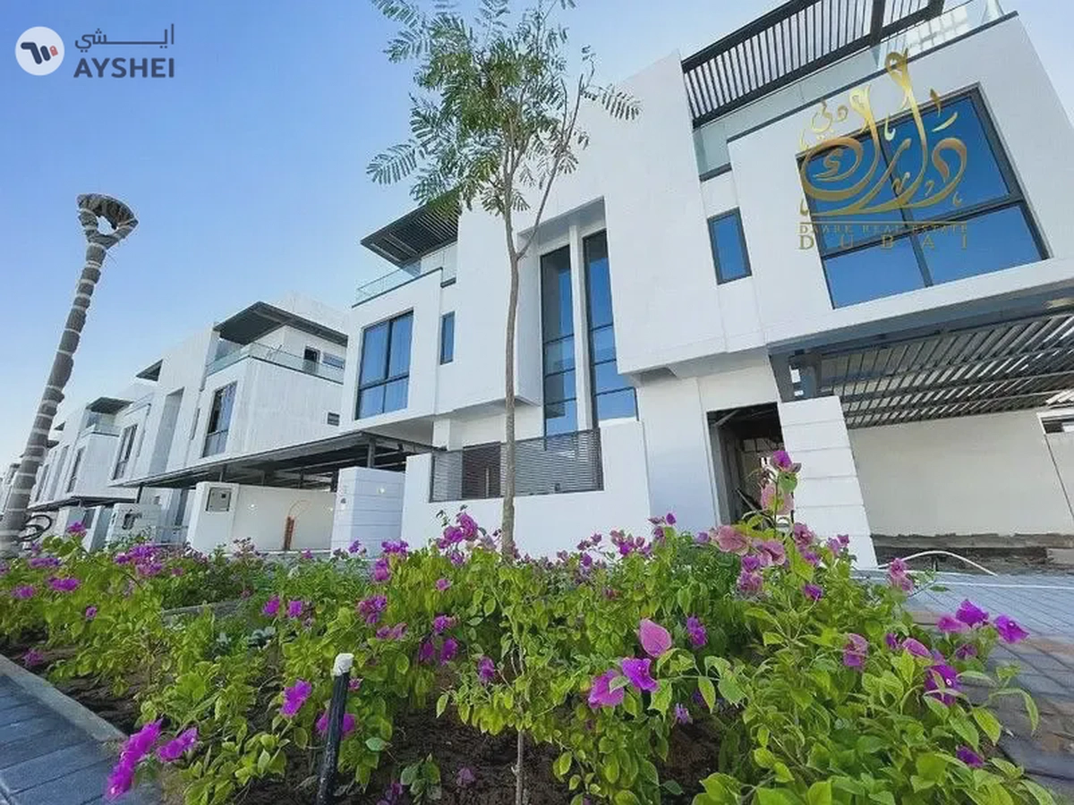 50% SLD discount-Waterfront Villa-Private Pool-Ready to Move in