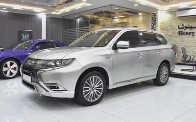 AED 833 EMi at 0% DP | Mitsubishi Outlander PHEV ( 2020 Model ) in Silver Color GCC Specs-1