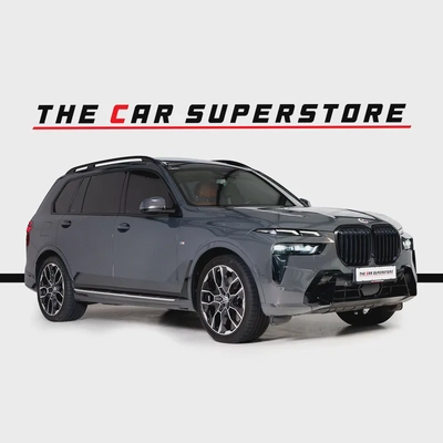 BMW X7 X-Drive 40i M Sport-GCC-AGMC Warranty and Service Contract Until 01/2028- 1 Owner-7 Seats-0