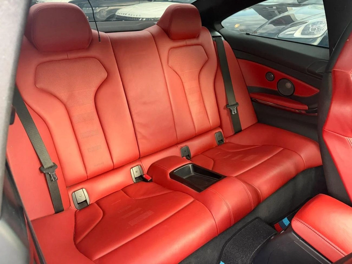 BMW M4 Std 3.0L