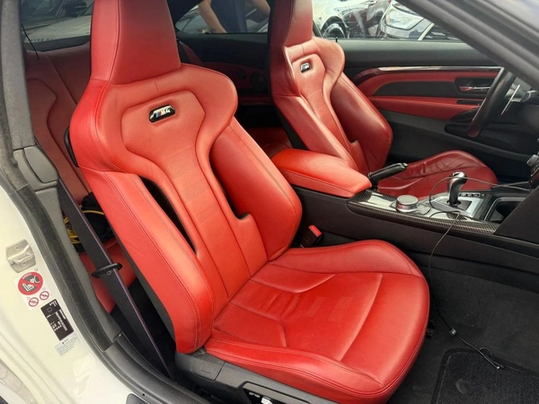 BMW M4 Std 3.0L