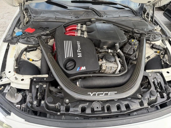BMW M4 Std 3.0L
