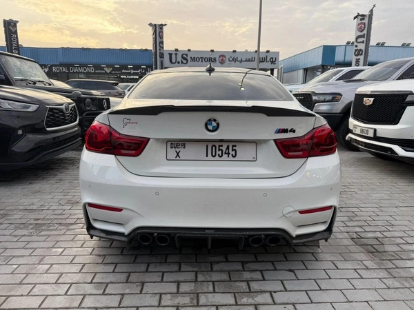 BMW M4 Std 3.0L